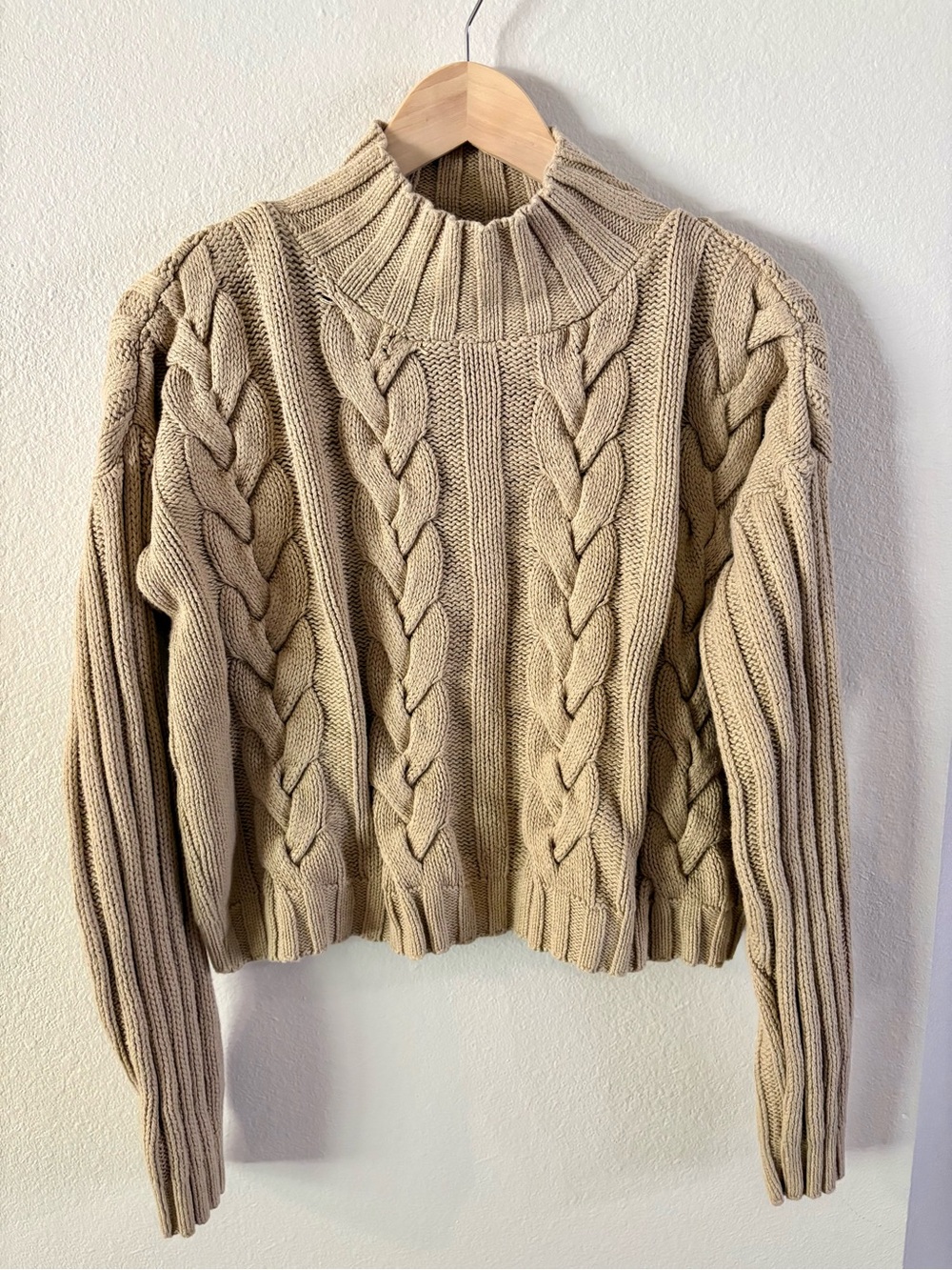 Vintage Moda International cotton Beige Cable Knit Turtleneck crop Sweater